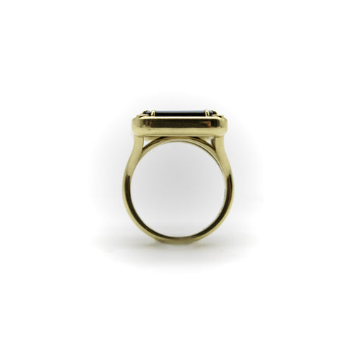 Josephine Baker Ring 54 - Intaglio agate ring in 18 ct gold, enamel and rubies 58 Facettes 11189