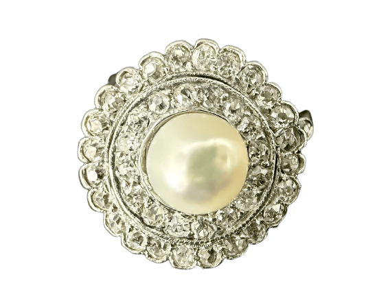 55 Art nouveau - Bague en platine, perle fine et diamants 58 Facettes Bague 23