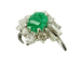 62.5 Bague en or blanc avec émeraude ovale et diamants 58 Facettes Bague 8