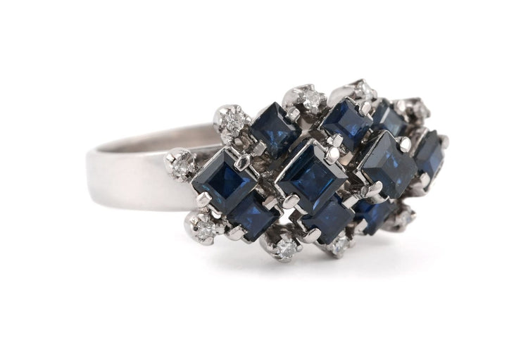 Bague 55 Années 70 - Bague en or blanc, saphirs et diamants 58 Facettes 23902