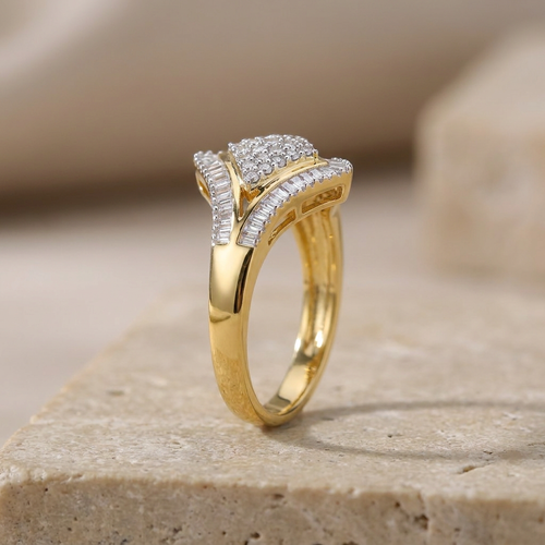 Bague 60 Bague géométrique en or jaune 585 et diamants 58 Facettes HJ062627