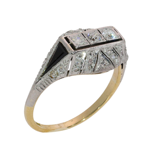 26085-0110.p09_Art-déco-Diamant- und Onyxring aus Gold und Platin, um 1930-en.jpg