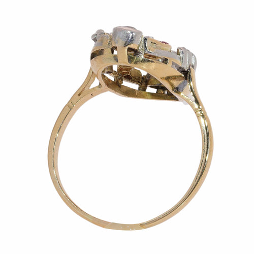 26089-0315.p08_Circa 1920 floraler durchbrochener Ring mit Diamanten und synthetischen Rubinen-en.jpg