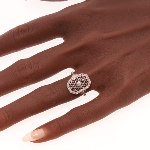 26089-0352.p02_Platinspitze und Altschliffdiamanten in einem edwardianischen Ring um 1915-en.jpg