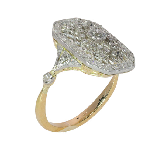 26089-0352.p10_Platinspitze und Altschliffdiamanten in einem edwardianischen Ring um 1915-en.jpg
