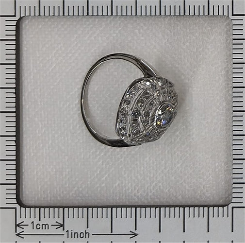 26089-0385.p12_A platinring med diamanter fra art deco-perioden ca. 1930-en.jpg