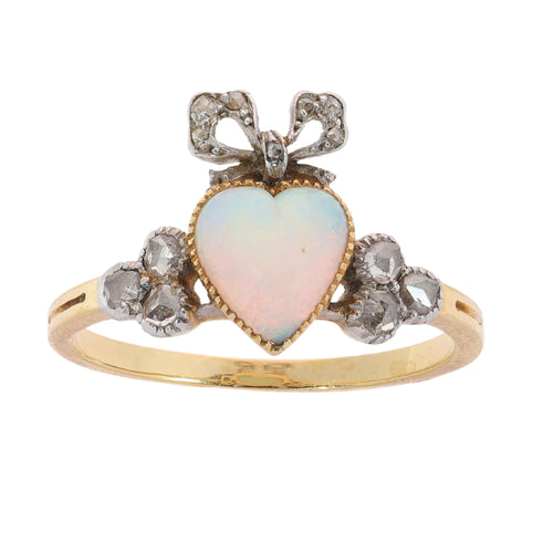 26090-0194.p00_Belle Époque Opal and Diamond Love Ring with Heart and Bow-en.jpg