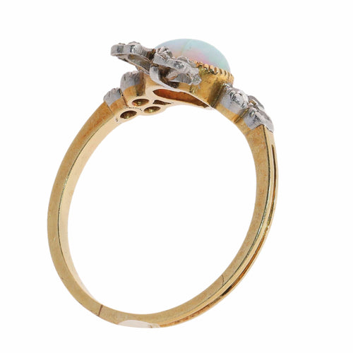 26090-0194.p11_Belle Époque Opal and Diamond Love Ring with Heart and Bow-en.jpg
