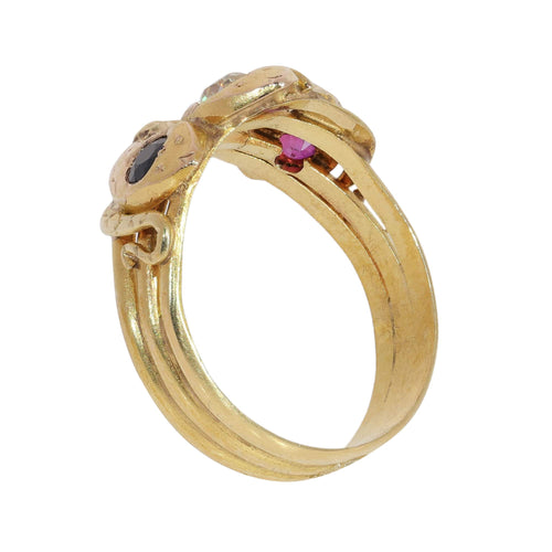 26106-0234.p07_Anillo triple de serpiente en oro texturizado con rubí  zafiro y diamante  ca  1900-en.jpg