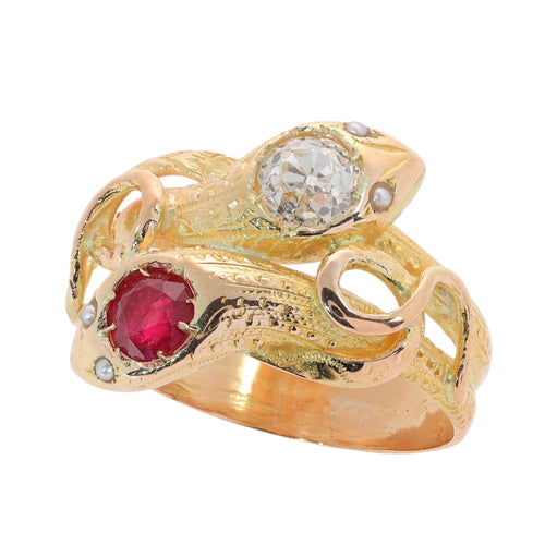 26106-0268.p00_Due serpenti in oro  Un anello vittoriano con diamanti e rubini  circa 1900-en.jpg