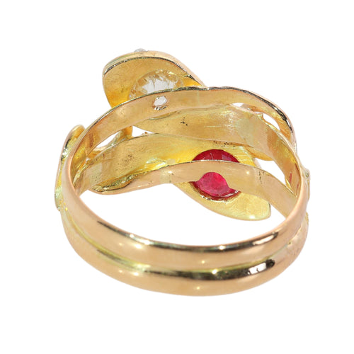 26106-0268.p11_Due serpenti in oro  Un anello vittoriano con diamanti e rubini  circa 1900-en.jpg