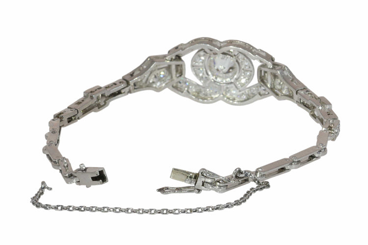 26117-0106.p12_Architectural Art Deco Platinum Diamond Bracelet Circa 1930-en.jpg