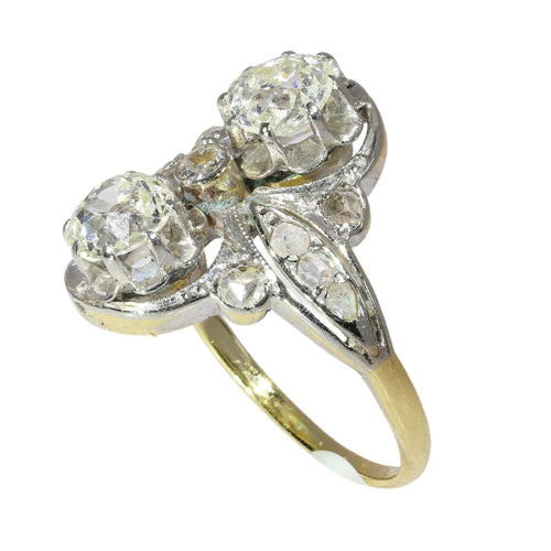26146-0011.p05_Belle Époque Diamond Ring with Leaf-Shaped Shoulders circa 1910-en.jpg