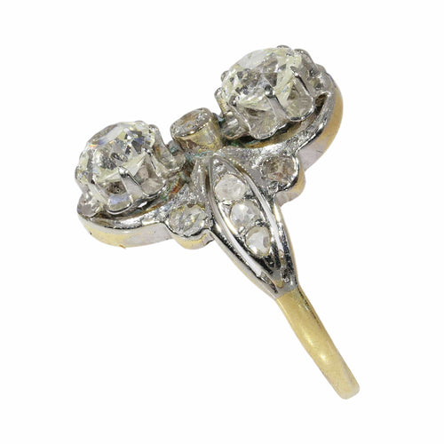 26146-0011.p06_Belle Époque Diamond Ring with Leaf-Shaped Shoulders circa 1910-en.jpg