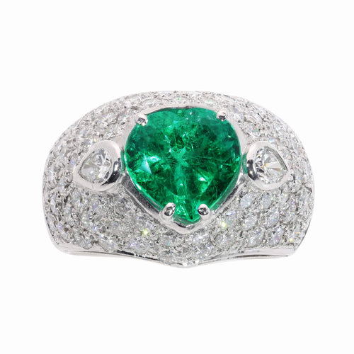 26155-0108.p03_A Bold Vintage Ring with a Colombian Emerald Heart and Diamonds circa 1990-en.jpg