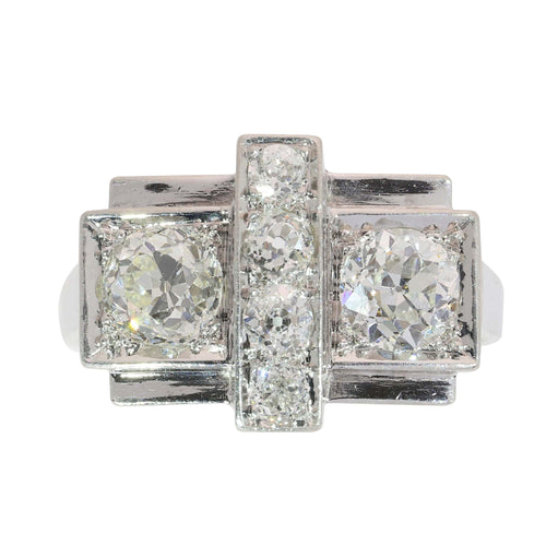 26203-0045.p03_Arkitektonisk Art Deco platin diamantring  Belgien  cirka 1950-en.jpg