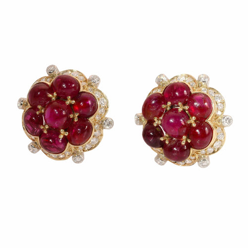 26211-0053.p01_Orecchini a clip floreali vintage con rubini e diamanti in oro 18K circa 1960-en.jpg
