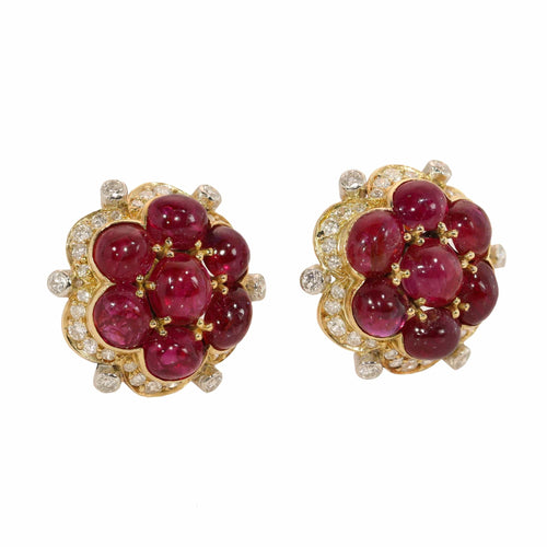26211-0053.p02_Orecchini a clip floreali vintage con rubini e diamanti in oro 18K circa 1960-en.jpg