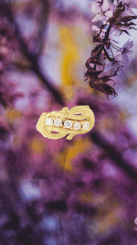 Bague 56 Bague vintage branchage diamants en or jaune 18 carats 58 Facettes B374