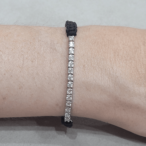 Bracelet ajustable en or blanc 18k et diamants 58 Facettes P161
