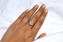 55 Bague en or blanc 18k avec tourmaline Paraíba et diamants 58 Facettes ANELLO PARAIBA OVALE