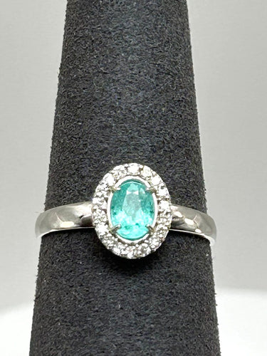 55 Bague en or blanc 18k avec tourmaline Paraíba et diamants 58 Facettes ANELLO PARAIBA OVALE