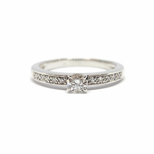 Bague 52 Bague solitaire en or blanc 18 carats et diamants 58 Facettes BVP-BAG-0016