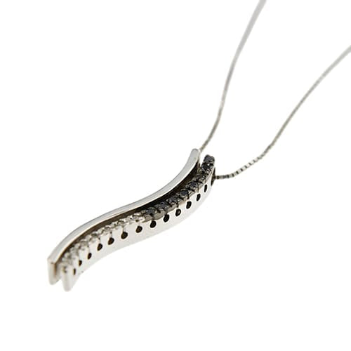 https://ledial.it/app/uploads/2026/08/40233-collana-oro-ciondolo-diamanti-brillanti-neri_07.jpg