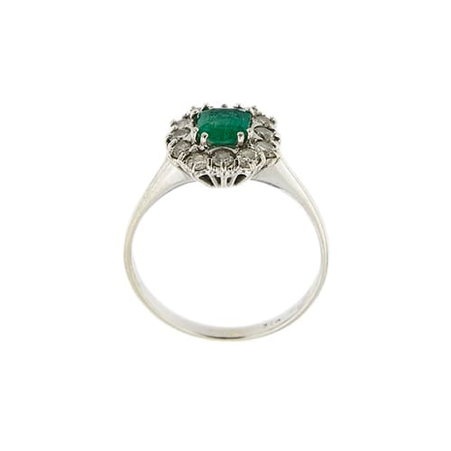 https://ledial.it/app/uploads/2026/08/42673-anello-oro-halo-margherita-smeraldo-diamanti_04.jpg