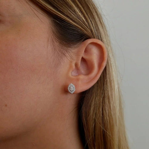 Boucles d'oreilles Boucles d'oreilles marquise en or blanc 18 carats et diamants 58 Facettes BVP-BDO-0085