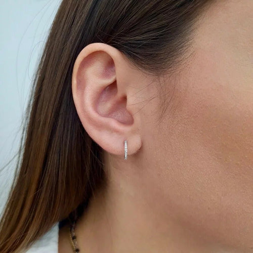 Boucles d'oreilles Créole - Boucle d’oreille en or blanc 18 carats et diamants 58 Facettes BVP-BDO-0087