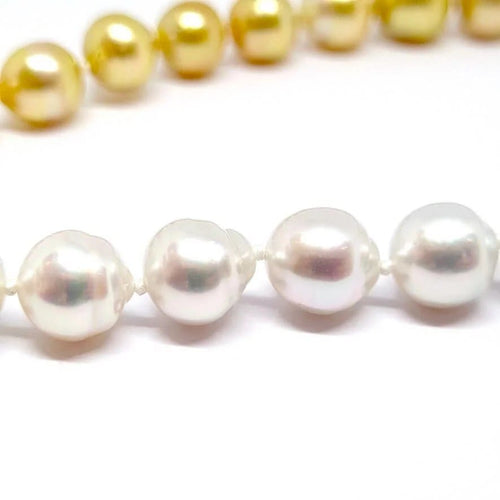 Collier Collier de perles dorées et blanches en or jaune 18 carats 58 Facettes BVP-COL-0092