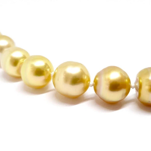 Collier Collier de perles dorées et blanches en or jaune 18 carats 58 Facettes BVP-COL-0092