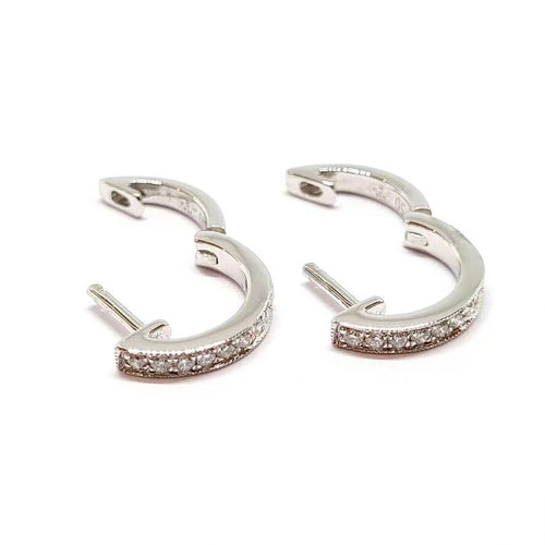 Boucles d'oreilles Créoles - Boucles d’oreilles en or blanc 18 carats et diamants 58 Facettes BVP-BDO-0104