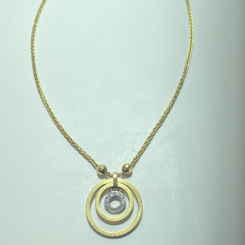 Collier Collier pendentif en or jaune 18 carats 58 Facettes 250301