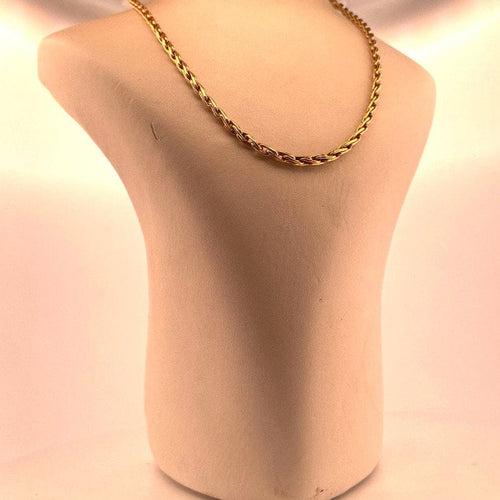 Collier Collier en chaîne torsadée en or jaune 58 Facettes 250157