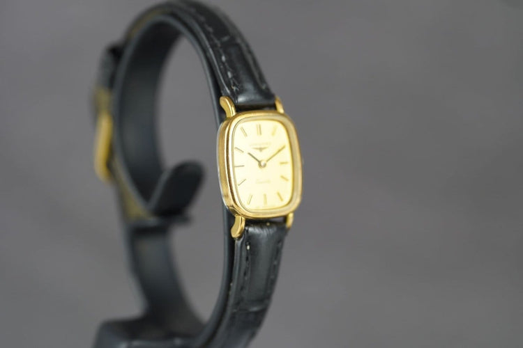 Montre Longines - Montre Tonneau Quartz plaqué or 58 Facettes TOT-10730