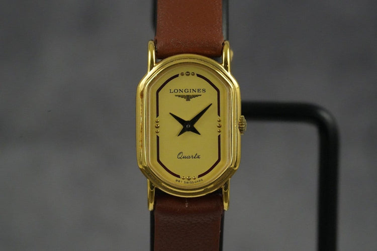 Montre Longines - Montre Tonneau Quartz plaqué or 58 Facettes TOT-01412