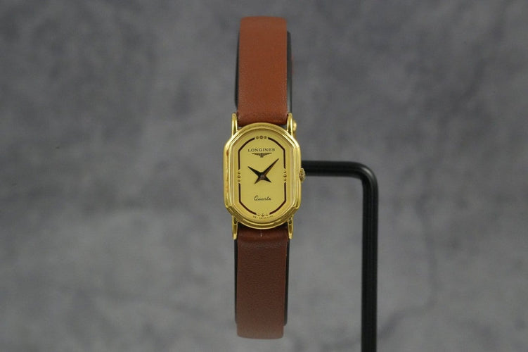 Montre Longines - Montre Tonneau Quartz plaqué or 58 Facettes TOT-01412
