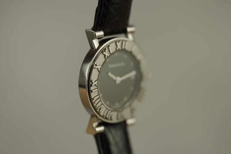 Montre Tiffany Atlas - Montre quartz en acier 58 Facettes TOT-10655