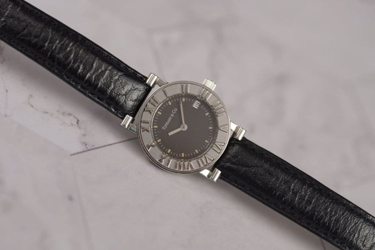 Montre Tiffany Atlas - Montre quartz en acier 58 Facettes TOT-10655