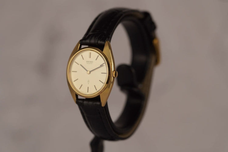 Montre Seiko C Shape - Montre femme en acier 58 Facettes TOT-10992