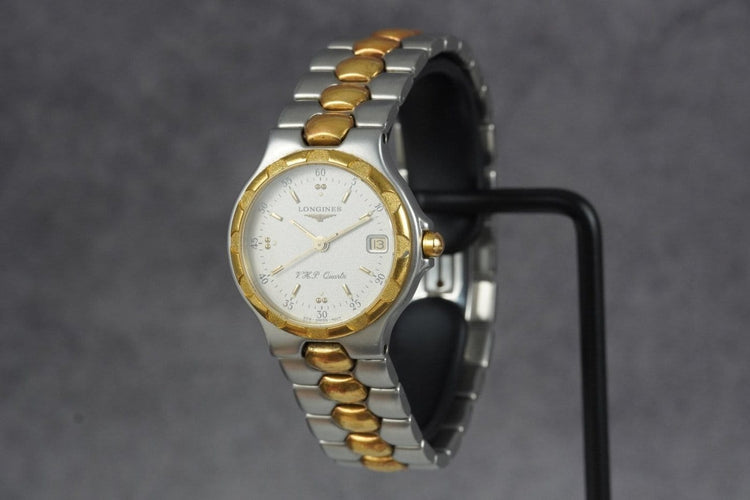 Montre Longines Conquest VHP - Montre quartz en acier 58 Facettes TOT-02115