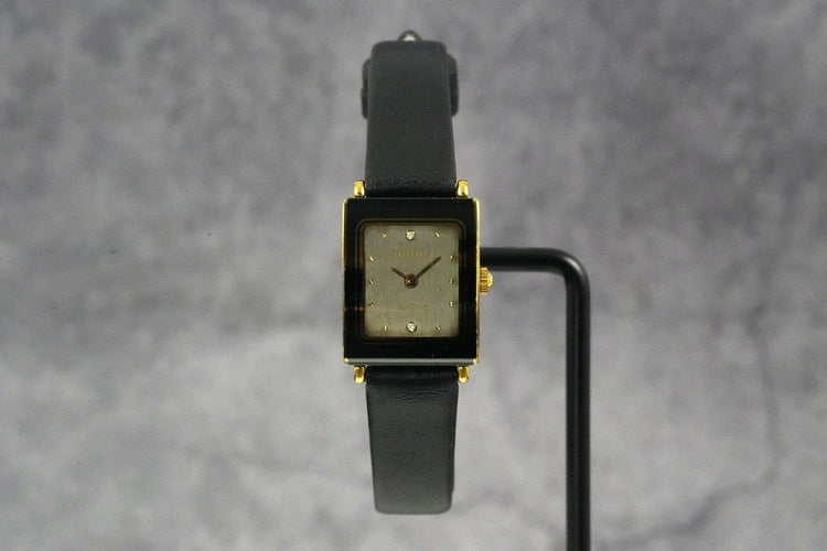 Montre Rado Diastar - Montre femme en acier 58 Facettes TOT-01393