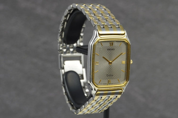 Montre Seiko Dolce Tank - Montre en acier 58 Facettes TOT-11279