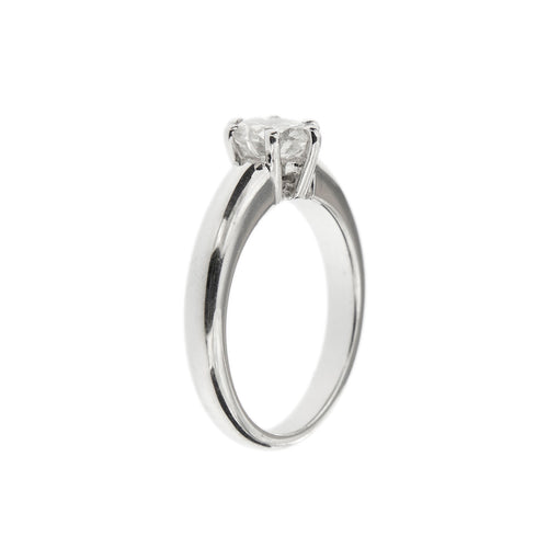 https://ledial.it/app/uploads/2024/01/4114-anello-oro-diamanti-solitario-10.jpg