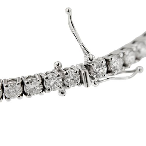 Bracelet Bracelet tennis en or blanc 18 ct et diamants 5,10 ct 58 Facettes 33555