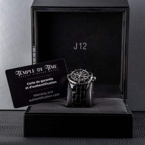 Montre Chanel J12 - Montre H0682 en céramique noire 58 Facettes TOT-01990