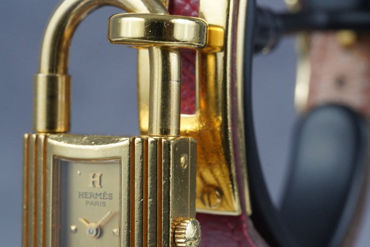 Montre Hermès Kelly - Montre KE1.210 plaquée or 58 Facettes TOT-11286