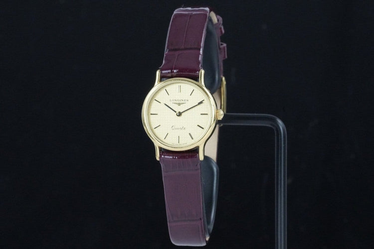 Montre Longines - Montre Quartz 153 6729 en plaqué or 58 Facettes TOT-01870
